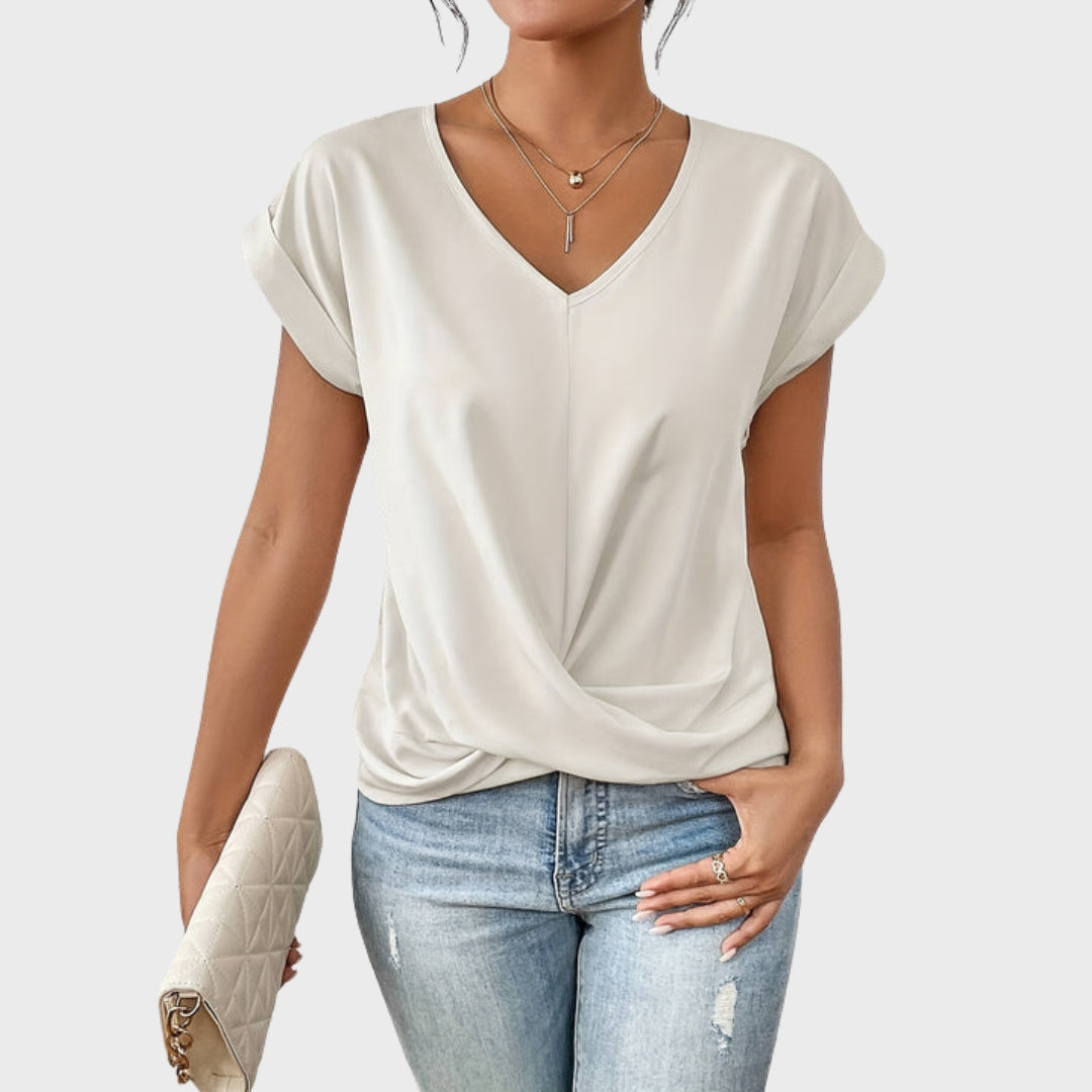 Soraia | T-shirt Casual com Decote Coração