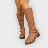 Cláudia | Botas Altas com Zíper Lateral e Tiras Decorativas