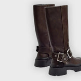 Madalena | Botas de Cano Alto Rasas e Robustas