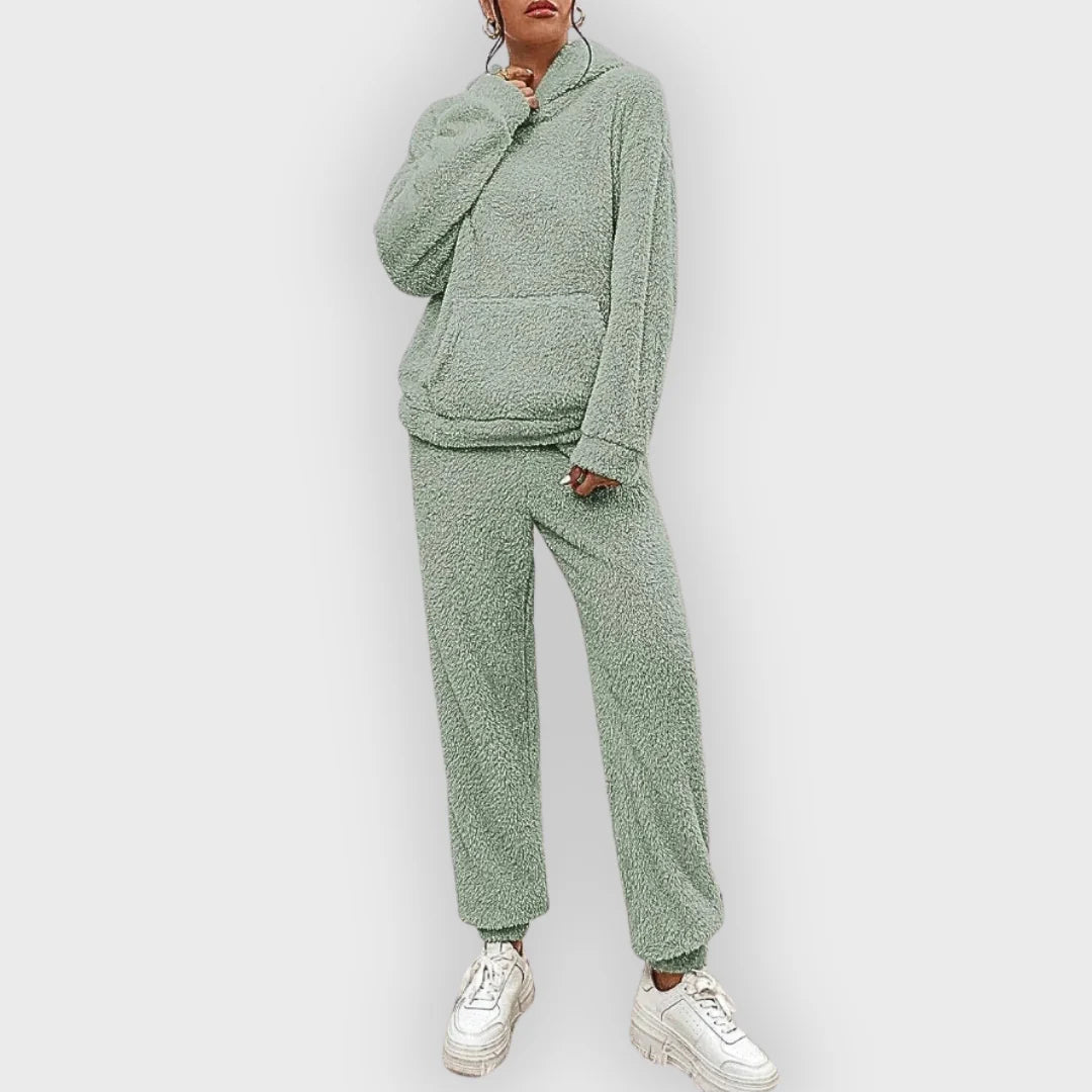 Helena | Conjunto de Pijama em Pelo Macio Ultra-Confortável