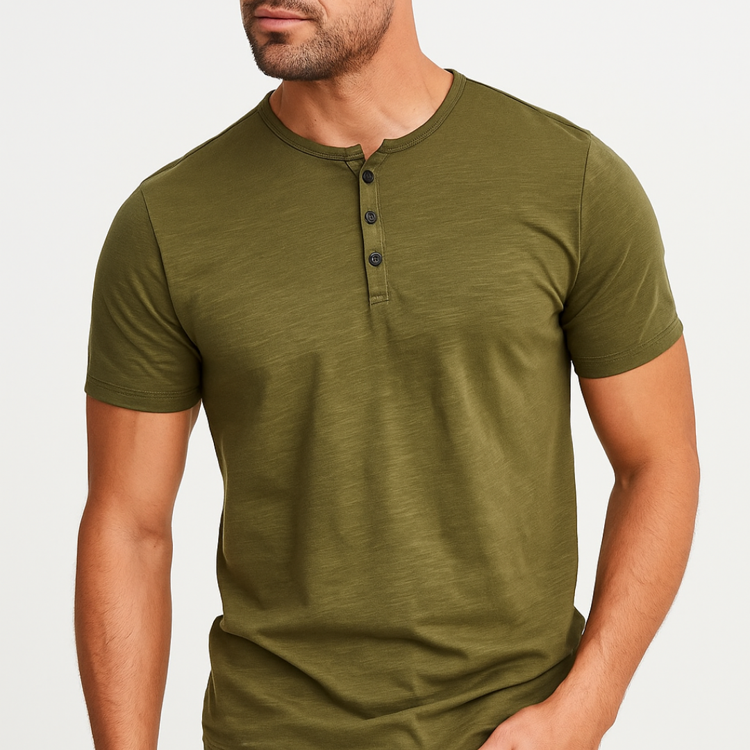 Camisa Henley – Gola com Botões & Camadas Inferiores Planas