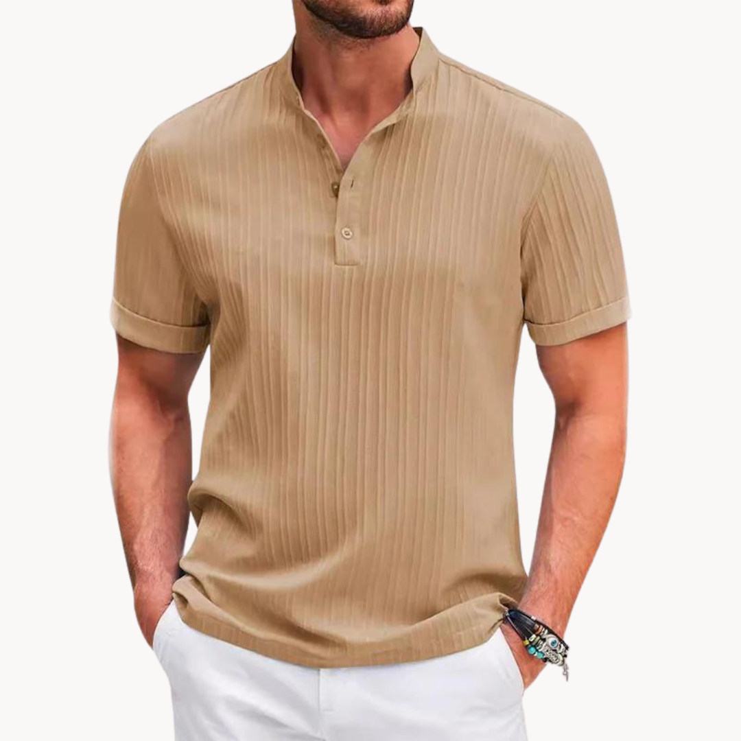 Camisa Henley - Placket Curto com Botões e Forma Flexível