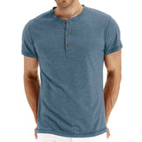 T-Shirt Henley – Malha Macia e Gola Ajustável