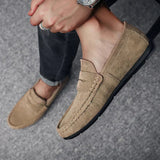 Mocassins - Forma Slip On com Detalhe em Cadarço e Ajuste Seguro