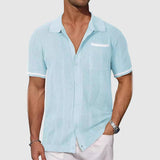 Camisa - Gola Camp e Detalhes Contrastantes com Ajuste Respirável