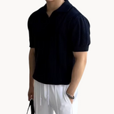 Camisa – Malha com Gola Aberta e Fluxo de Ar Respirável