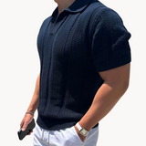 Camisa – Malha com Gola Aberta e Fluxo de Ar Respirável