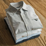 Camisa - Detalhe em Patch e Acabamento Macio para Uso Regular