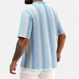 Camisa – Botão Frontal em Mistura Listrada Leve e Ajuste Respirável