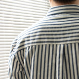 Camisa - Listrada Vertical de Manga Longa e Camadas Suaves