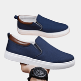Sapatilhas Slip On - Parte Superior em Mistura de Lona e Sola Flexível