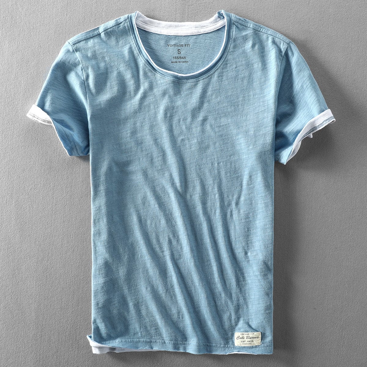 T-Shirt – Mistura Respirável e Corte Relaxado para Movimento