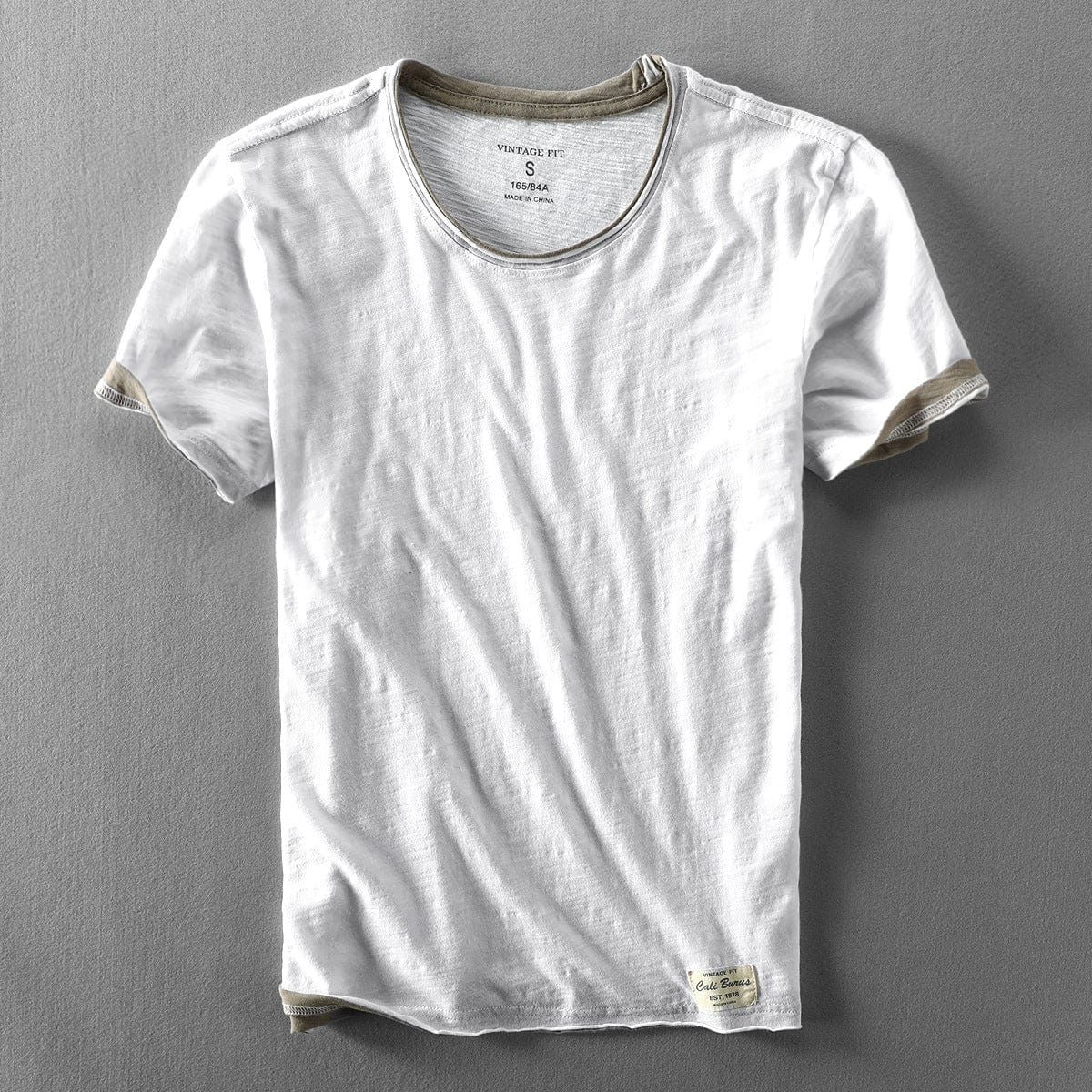 T-Shirt – Mistura Respirável e Corte Relaxado para Movimento
