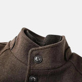 Trench Coat - Mistura de Fibra Cardada, Forma Slim e Resistência ao Vento